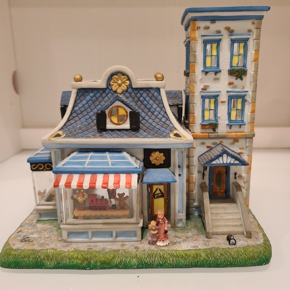 PartyLite Olde World Village Tealight House #6 Toy Shoppe Vintage